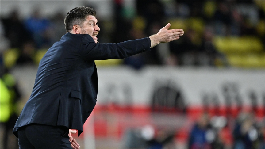 Monaco diplomasız hocası için her maçta 25 bin avro ödüyor