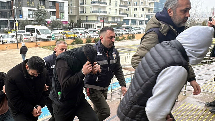 ‘Emmi’yi diplomatik plakalı araçla kaçırdılar: 6 şüpheli yakalandı