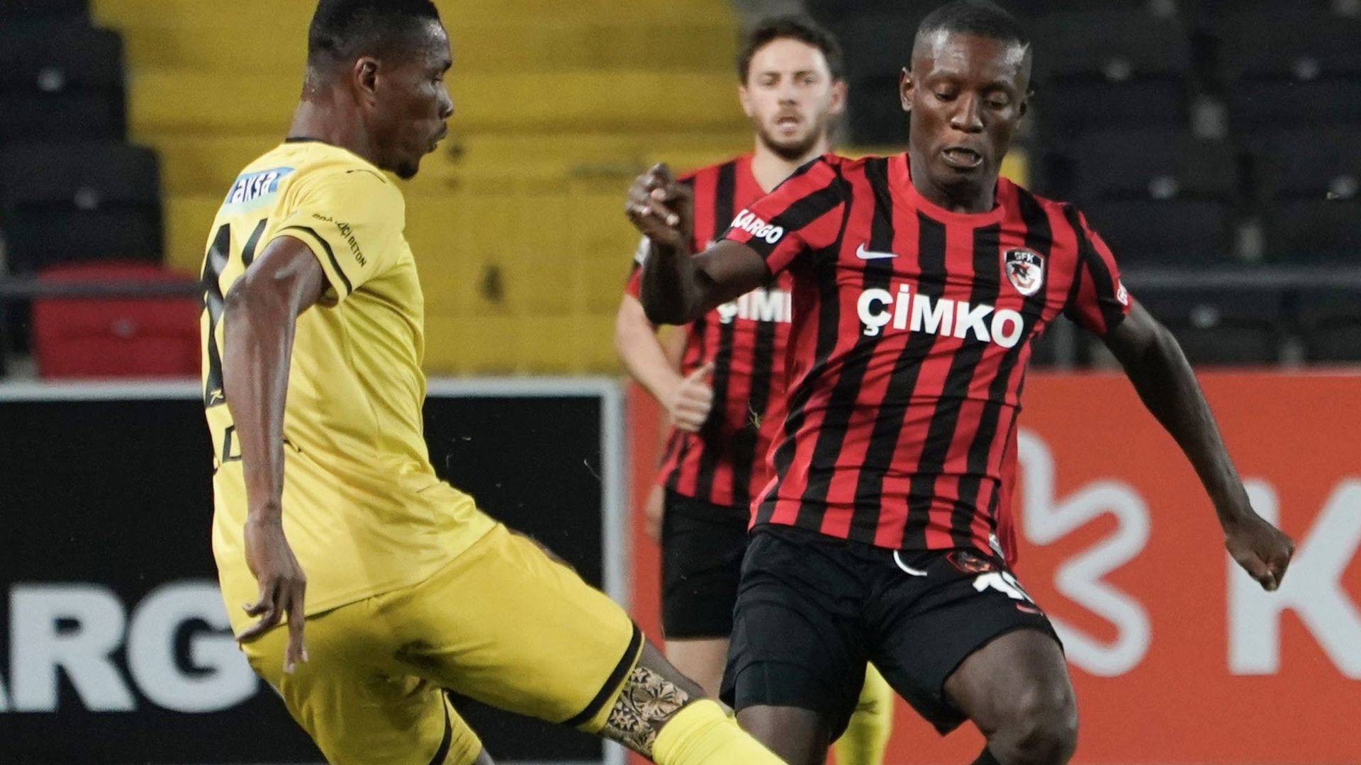 Amedspor’da forvet oyuncusuydu, bakan yardımcısı oldu