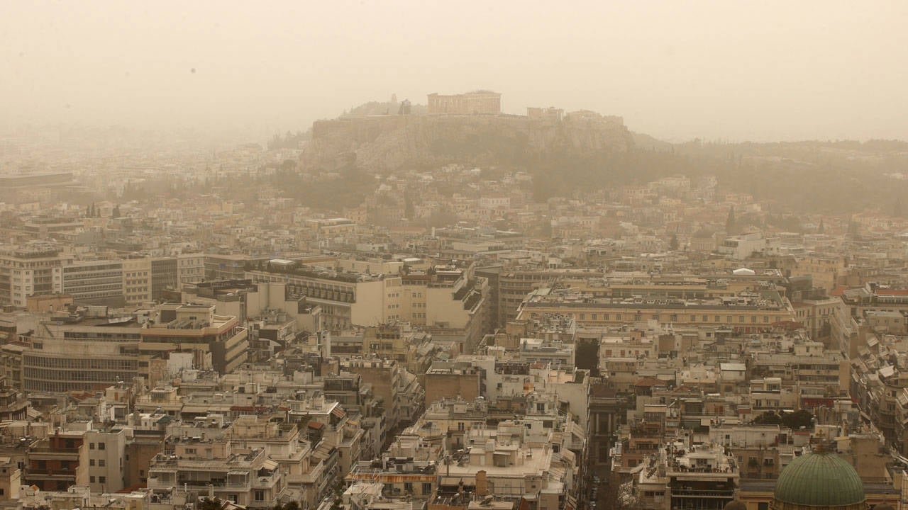 Libya’dan kalktı, Atina’ya uğradı, akşam burada: Çöl tozu geliyor