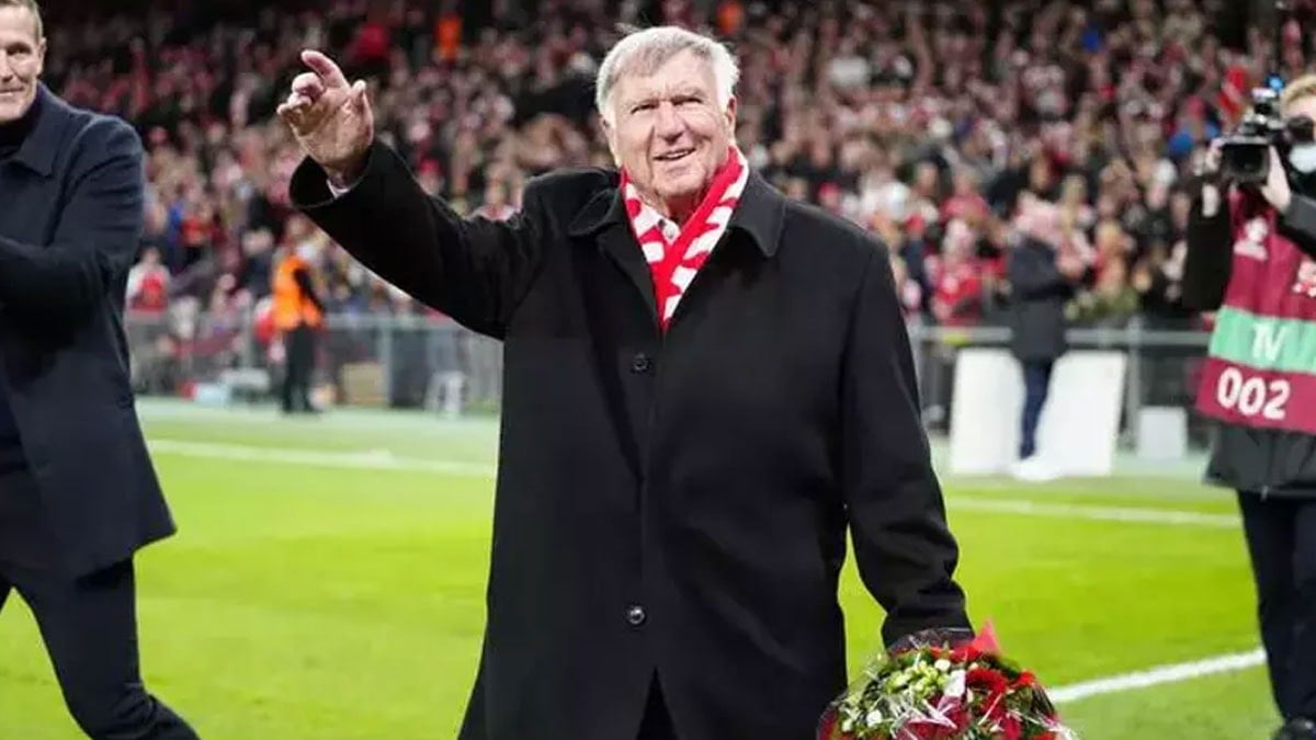 Türk futboluna ekol getiren teknik direktör hayatını kaybetti