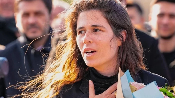 Bir gizli tanığın ihbarıyla Lal Denizli “şüpheli” olarak uyuşturucu dosyasına sokuldu, 2 saat ifade verdi, Adli Tıp’a götürüldü