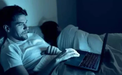 Porno izliyorum ama klasik anlamda bağımlı falan değilim