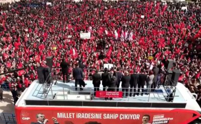 Özgür Özel 96. mitingde, Karaman’da konuştu: ‘Meydan bugün seçme seçilme hakkı için doldu’