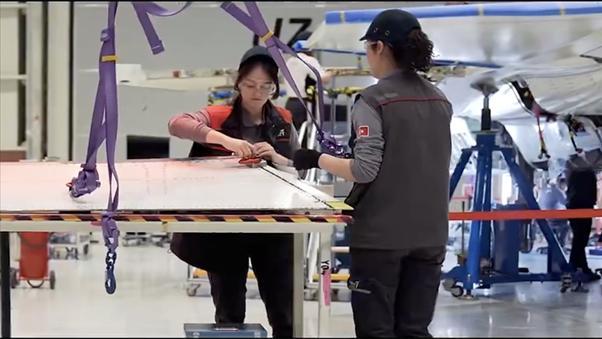 Muharip uçak Kaan’a kadın imzası