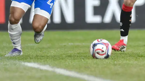 İki futbolcuya bahisten ömür boyu men cezası geldi