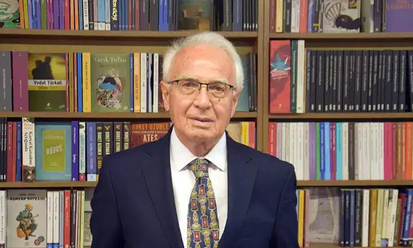 PEN Şiir Ödülü’nün sahibi Hidayet Karakuş oldu