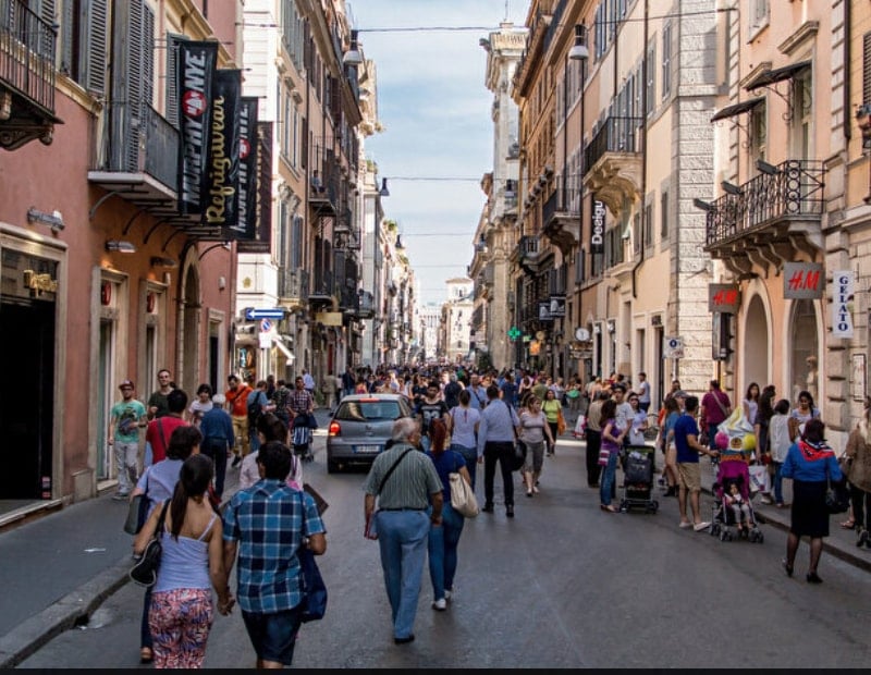 İtalya, vatandaşlık hakkını kısıtladı: Sadece topraklarında doğanları kabul edecek