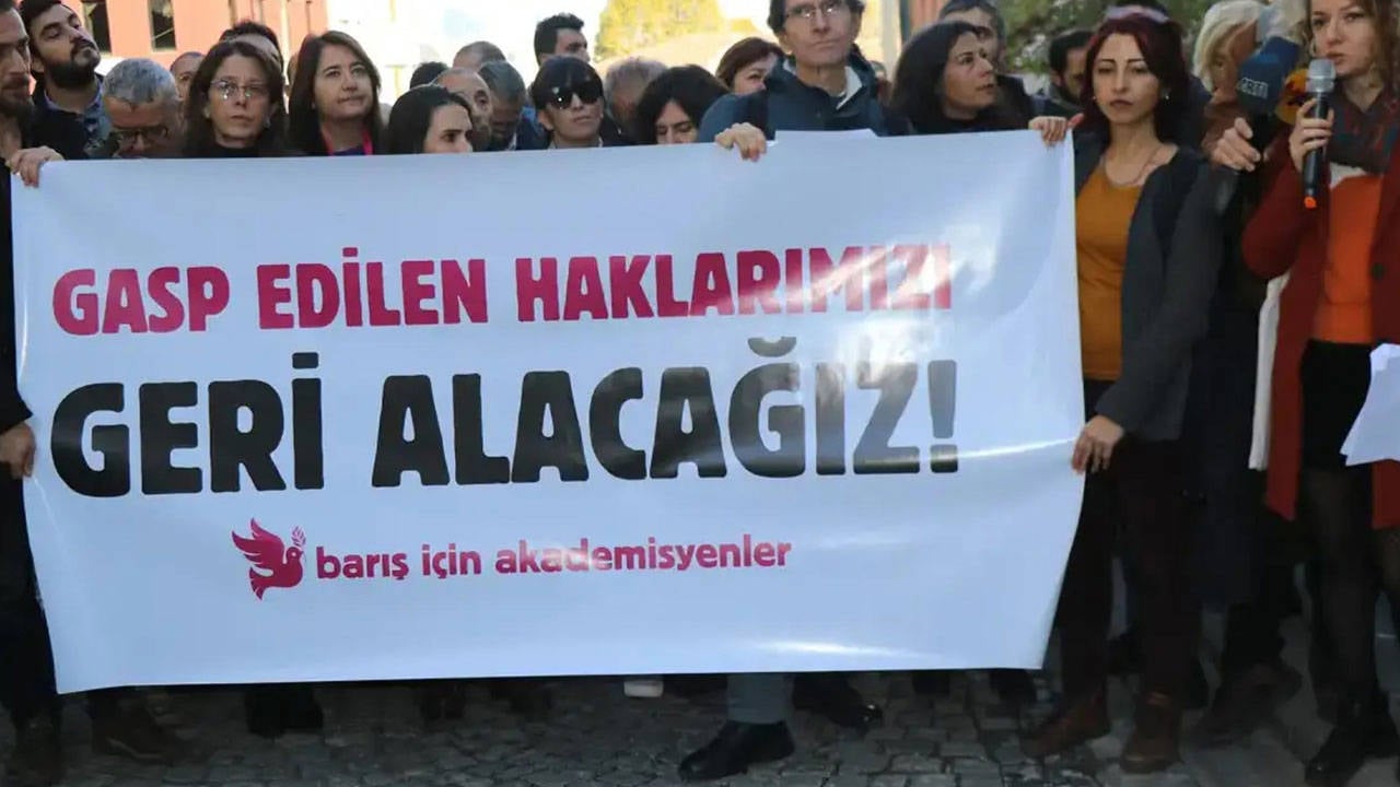 Barış Akademisyenleri’nin iadesine kapı aralandı
