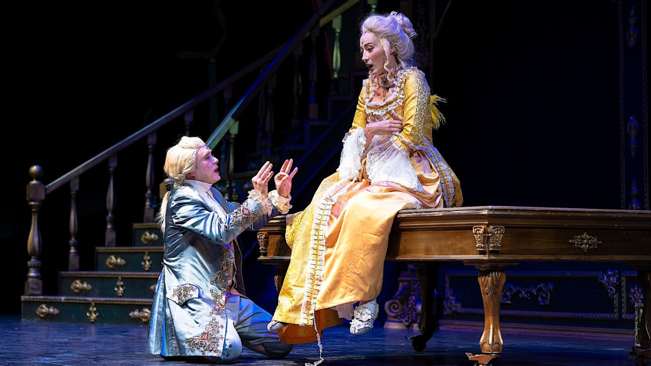 Müziğin, tutkunun ve sahnenin zaferi: Amadeus 200’üncü kez perde açacak