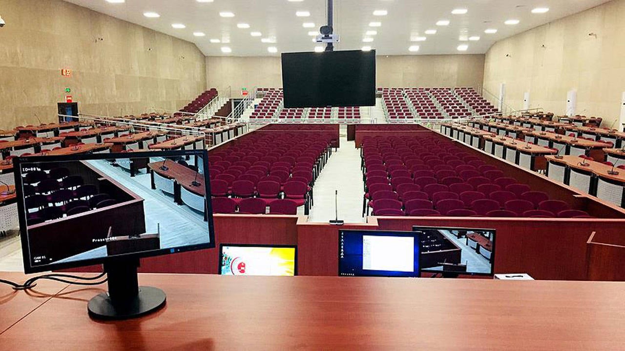 Bir CHP milletvekili provokasyon yaptı, bunu fırsat bilen mahkeme İmamoğlu davasını neredeyse seyircisiz yapmaya karar verdi