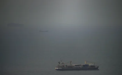 Hürmüz Boğazı’nda gemi trafiği neredeyse durdu