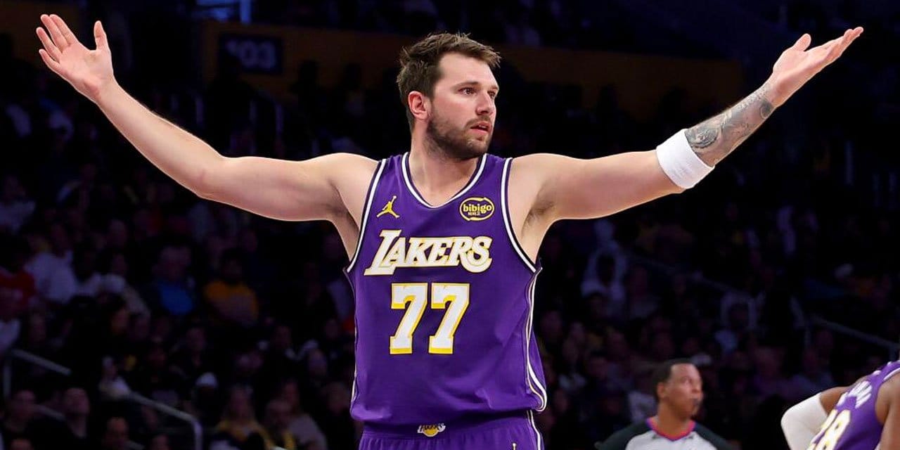 NBA’in yıldızı normal sezonu kapattı, ödül şansını bir maçla kaçırdı