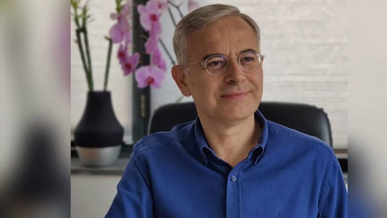 Barış Akademisyeni Aykut Çoban görevine iade edildi