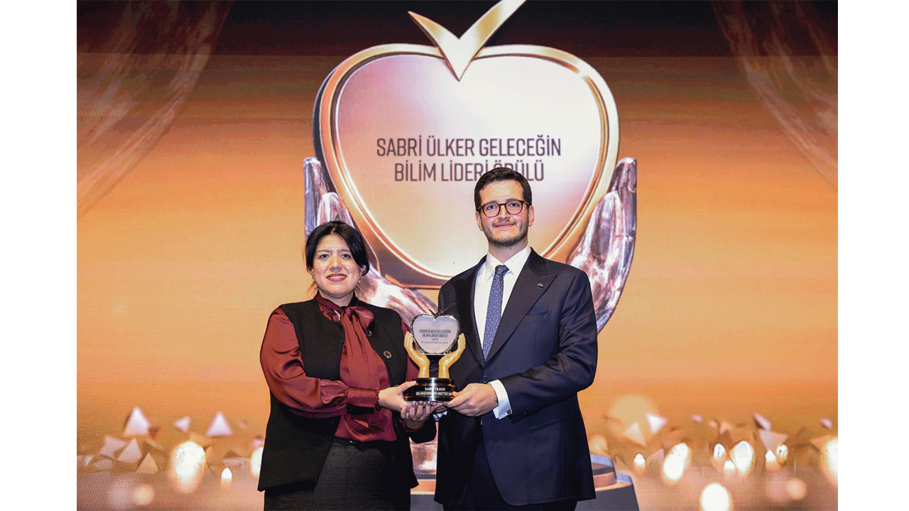 Ülker’in Geleceğin Bilim Lideri ödülü Şilili biyokimyacıya