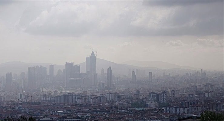 İstanbul üç gün boyunca çöl tozu etkisinde: Uzmanlar uyardı