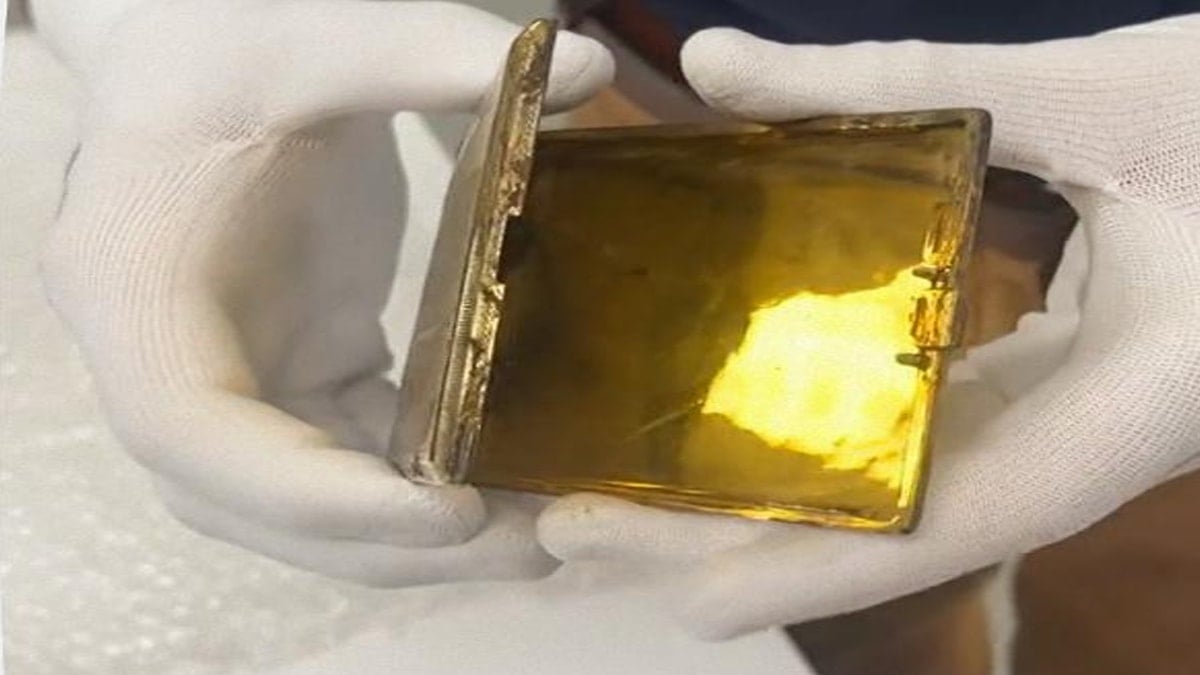 Dağda yürürken saf altından hazine buldular: Ödülleri büyük olacak