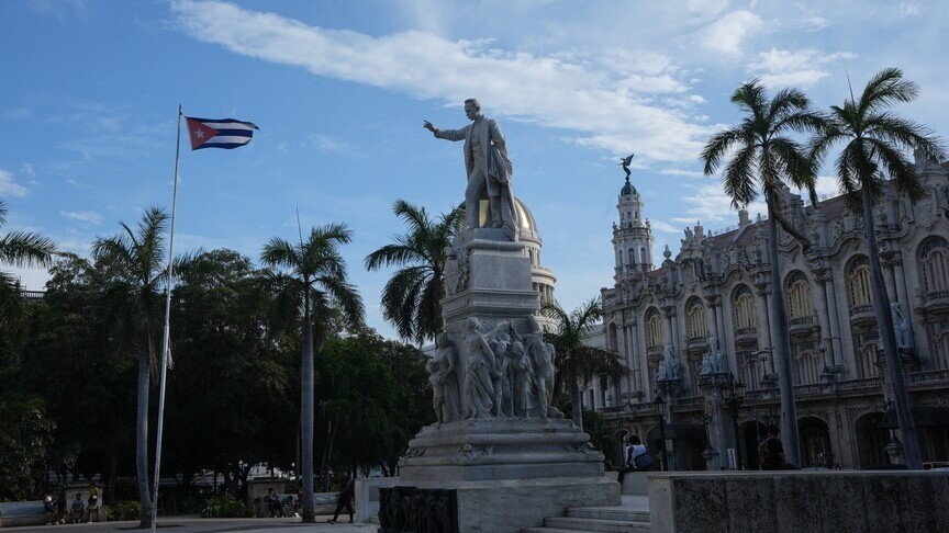 Axios: Amerikan heyeti Küba’da Castro’nun torunuyla görüştü