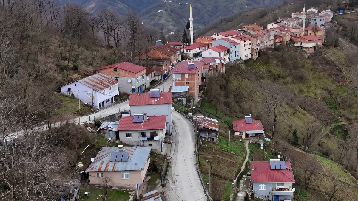 Sağa birkaç adım Ordu, sola birkaç adım Samsun