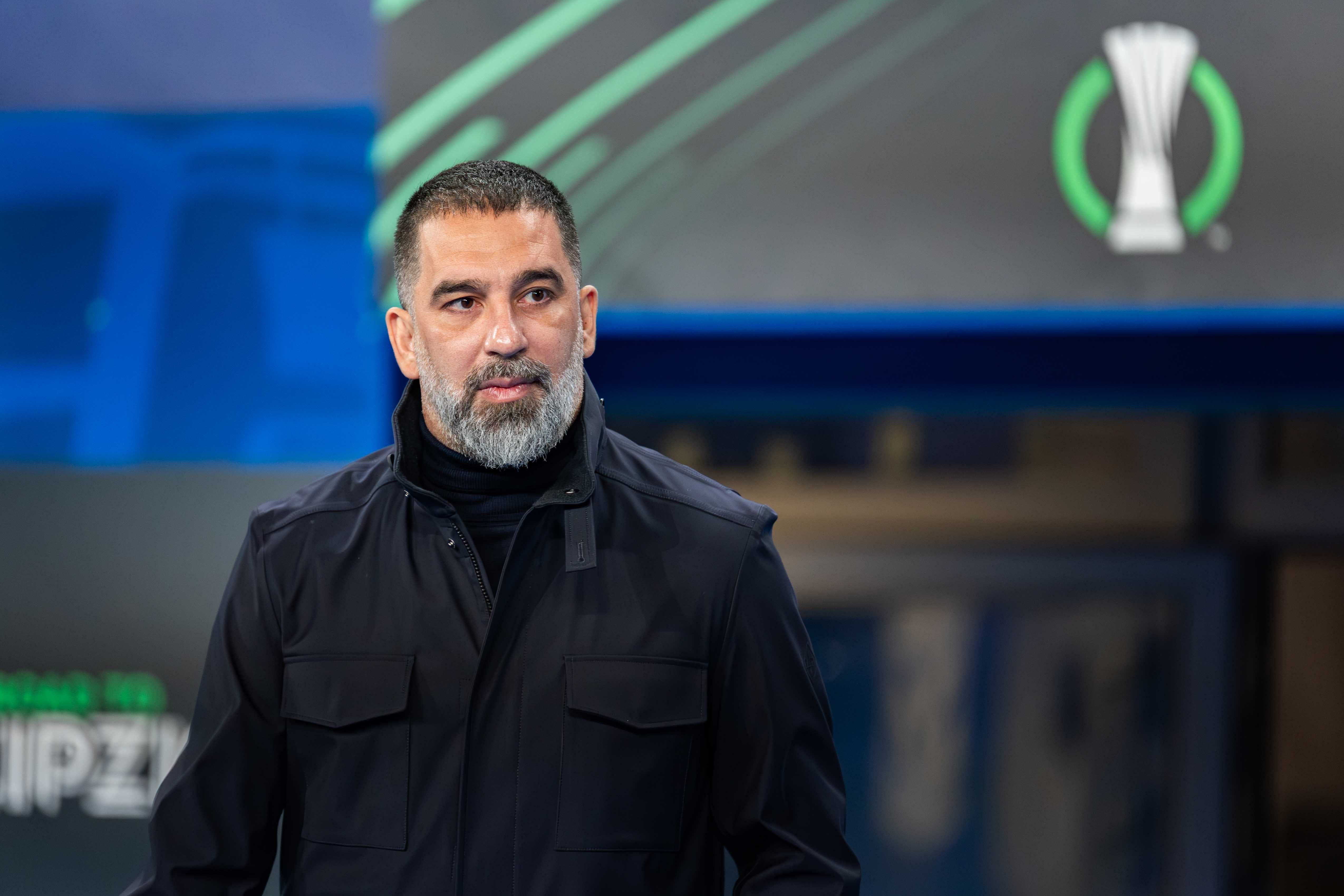 UEFA’dan Arda Turan’a şok ceza