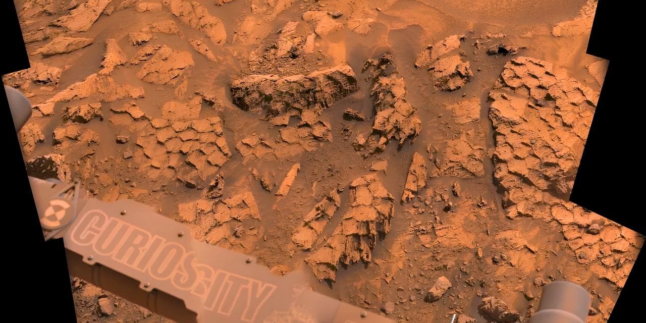 Curiosity, Mars yüzeyinde fotoğrafladı: ‘Ejderha derisi’