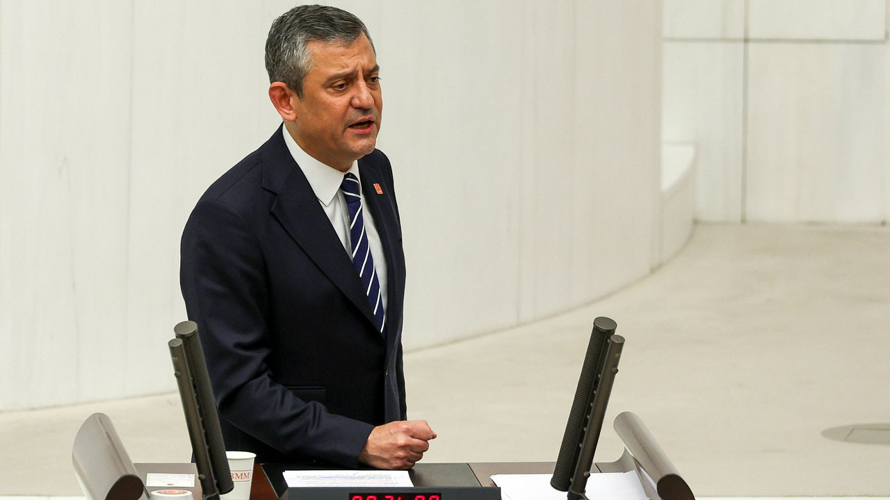 CHP Genel Başkanı Özgür Özel, Meclis’te konuştu: Bir avuç darbeciye teslim olmayız!