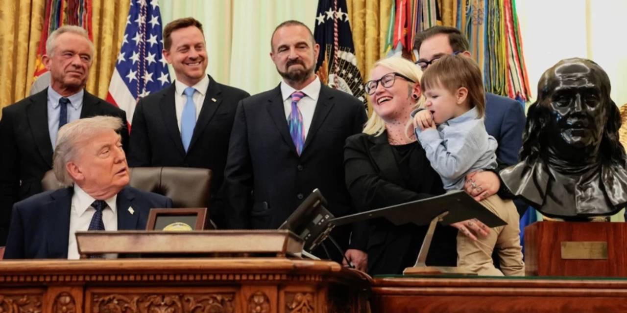 ‘Mucize çocuk’ Beyaz Saray’ı karıştırdı: Trump arkadaşının ilacını tanıttı