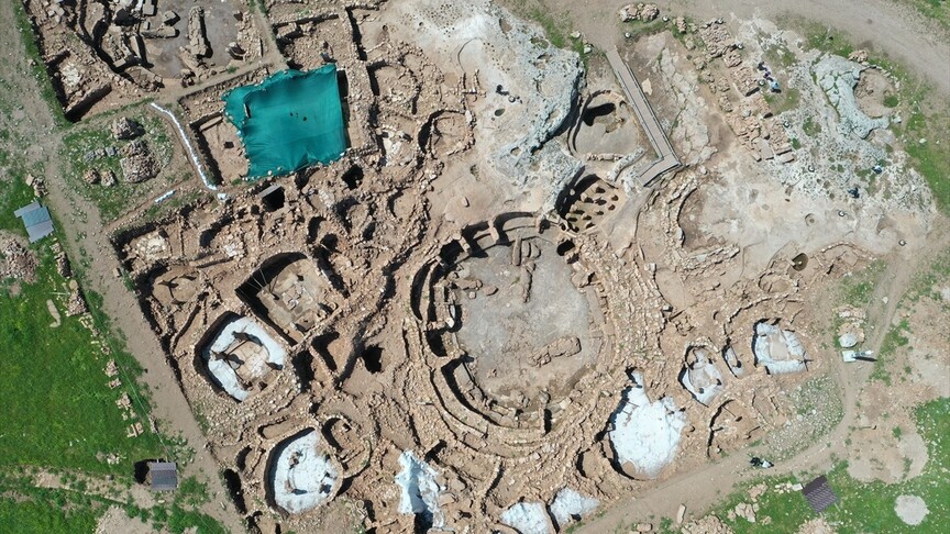 Karahantepe’de  belgelendi: 12 bin yıl önce ağırlıklı ceylan eti ve baklagil tüketiliyordu