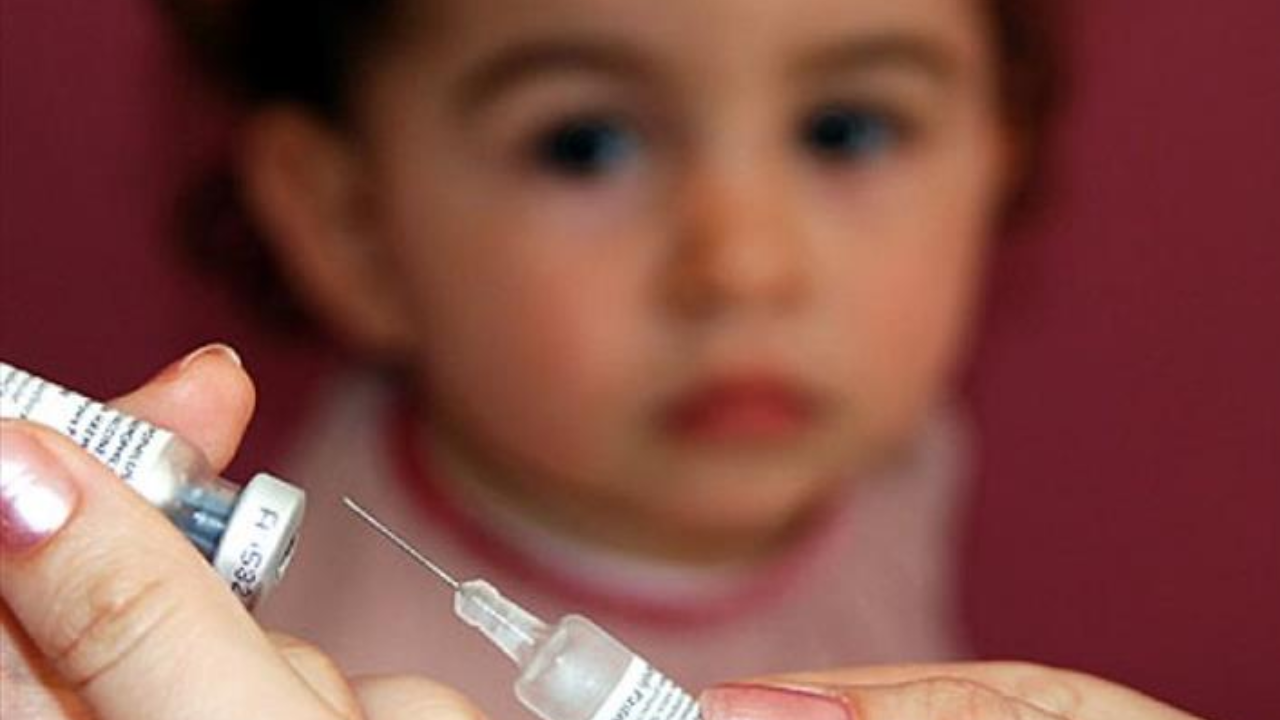 ‘Sessiz tehlike’ alarmı: Kalabalık ortamlardan uzak durun, çabuk bulaşıyor