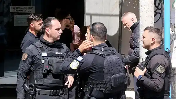 89 yaşındaki saldırgan zincirleme silahlı saldırı düzenledi