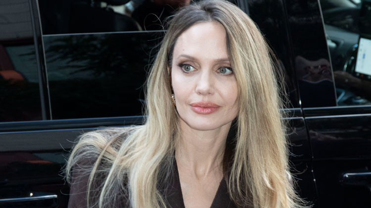 Etiyopyalı evlatlığı törende Angelina Jolie’yi anlattı: ‘Rol modelim oldu, ona minnettarım’