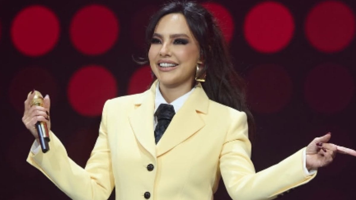 Ece Erken duyurdu: Ebru Gündeş o estetiğe 10 milyon ödemiş