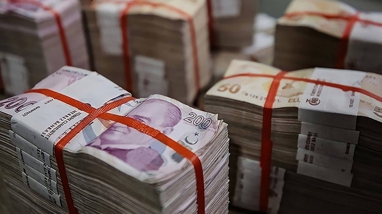 İşsizlik Sigortası Fonu’nda devletin katkı payı yarıya indi