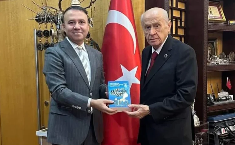 Bahçeli’nin danışmanı Öcalan’a statüyü yazdı: ‘Dönüşü olmayan kararları aldıracak’