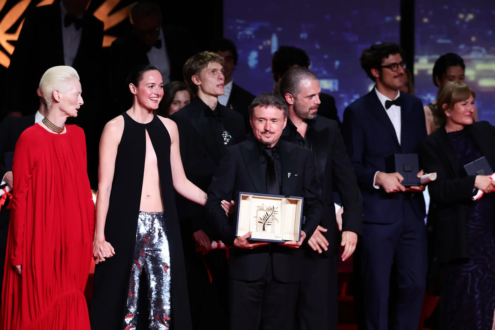 Cannes Film Festivali 2026'da Cristian Mungiu, 'Fjord' ile Altın Palmiye'yi Kazandı, Andrey Zvyagintsev Putin'i Eleştirdi