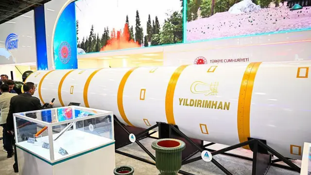 Ve karşınızda Türkiye’nin ilk kıtalararası balistik füzesi Yıldırımhan