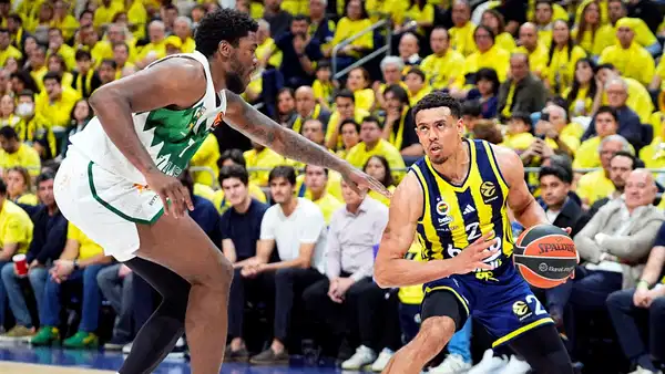 Fenerbahçe Beko Final-Four için parkeye çıkıyor