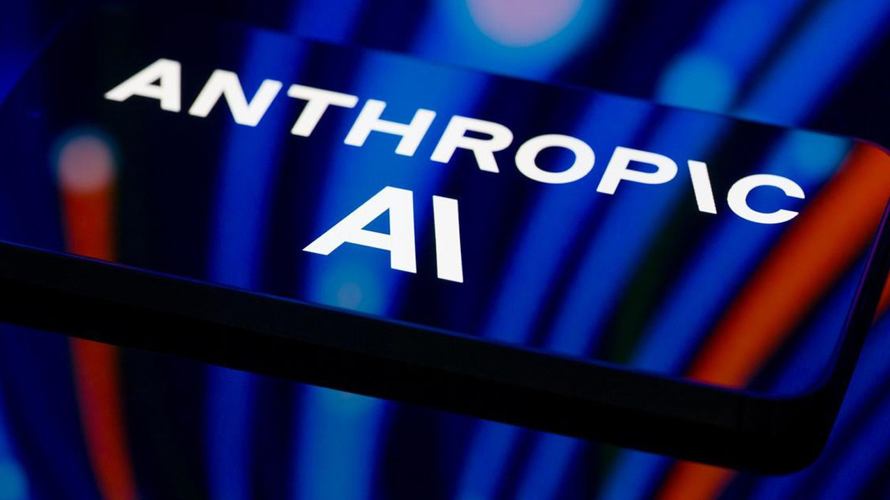 Anthropic CEO’su Amodei: 10 kat büyüyeceğiz ama 80 kat da olabilir