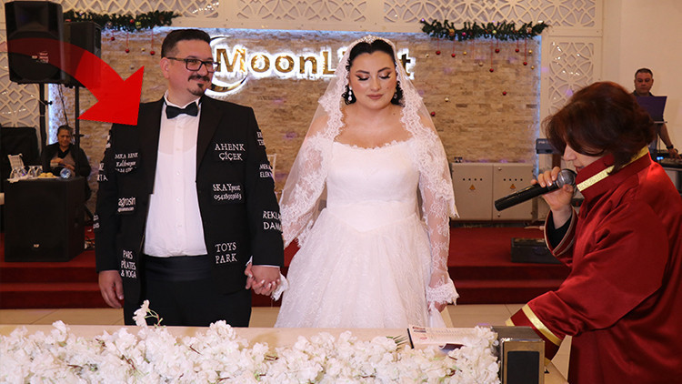 Damatlığına reklam aldı: ‘Düğün masrafının dörte biri çıktı’