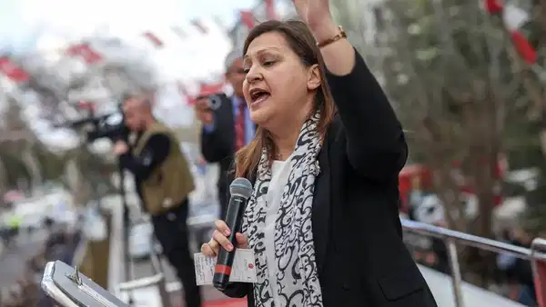 Burcu Köksal günler sonra mesaj attı: ‘Anneler Günü kutlu olsun’