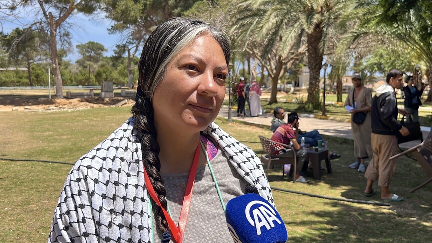 Sumud Filosu’nda alıkonan Amerikalı aktivist Sumud Kara Konvoyu’na katıldı
