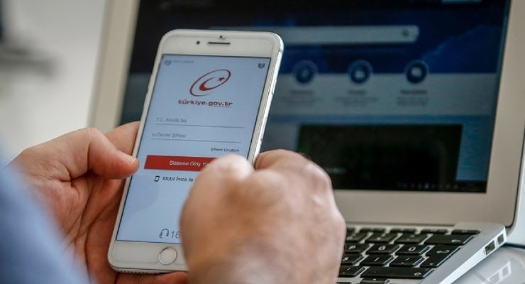 Sahte e-Devlet sitesiyle 1,5 milyar lira dolandırdılar: Dokuz gözaltı