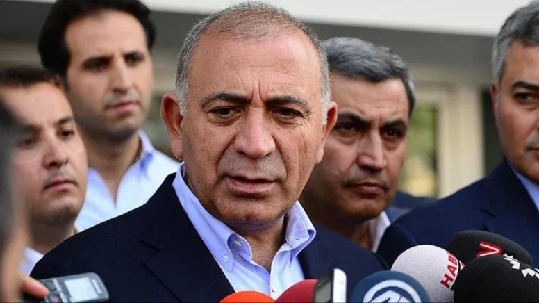CHP İstanbul İl Başkanlığı davası ertelendi, kayyıma devam dendi