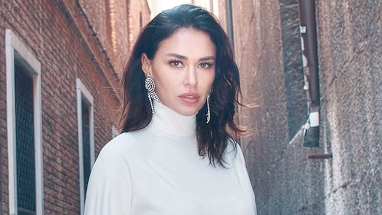 Ayşe Hatun Önal 6 yıl sonra yeniden ortaya çıktı