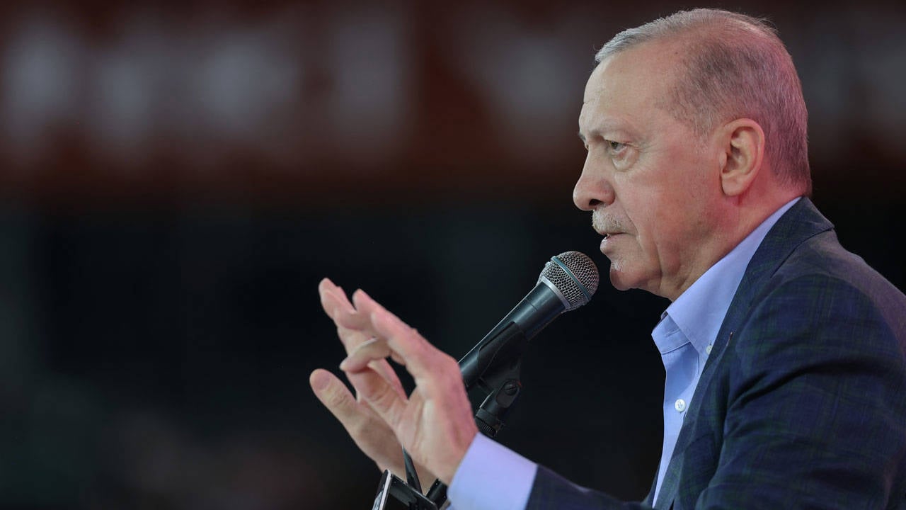 Erdoğan’dan ekonomi yorumu: Her şeyin güllük gülistanlık olmadığının farkındayız