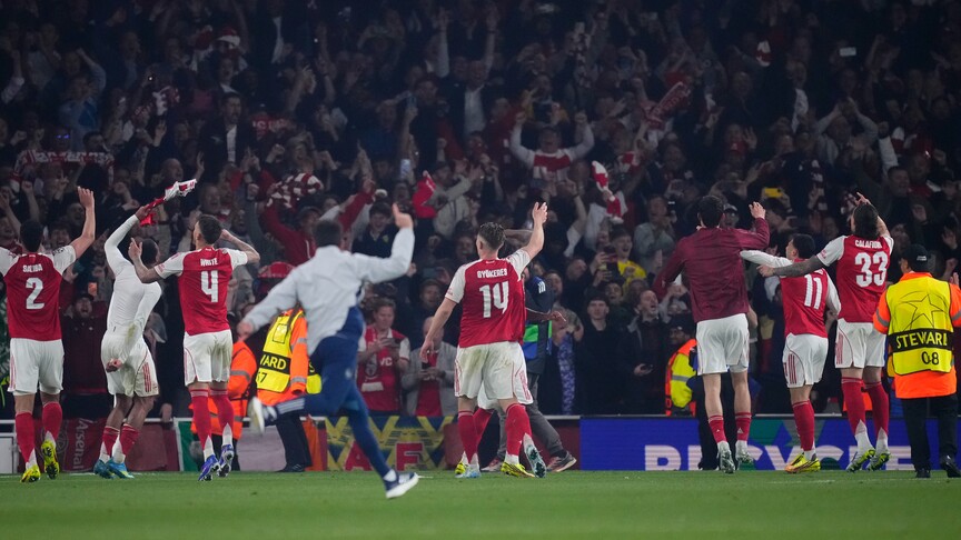 Arsenal, Premier Lig’de 22 yıl sonra şampiyon oldu