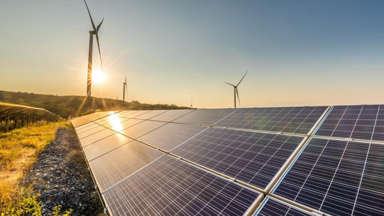 Yenilenebilir enerjide tarihi eşik: Güneş ve rüzgar Türkiye’de kömürü geçti