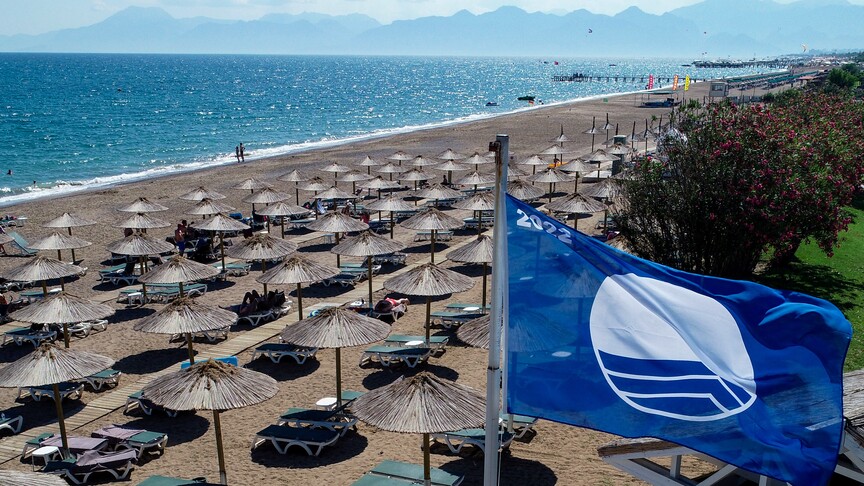 Bu yıl Türkiye’den 580 plaj “Mavi Bayrak” aldı