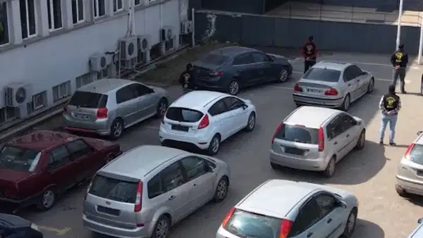 ‘Change’ araç operasyonu: 28 araca el kondu