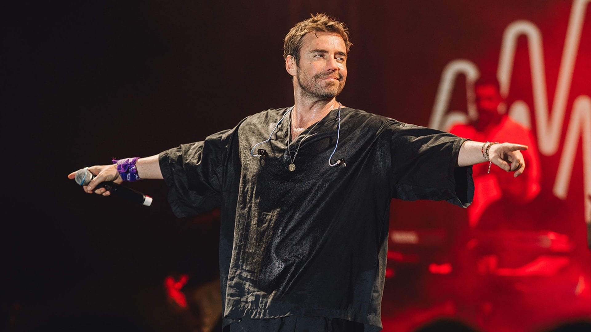 Murat Dalkılıç konserini iptal etti: Serumlu fotoğraf yayınladı